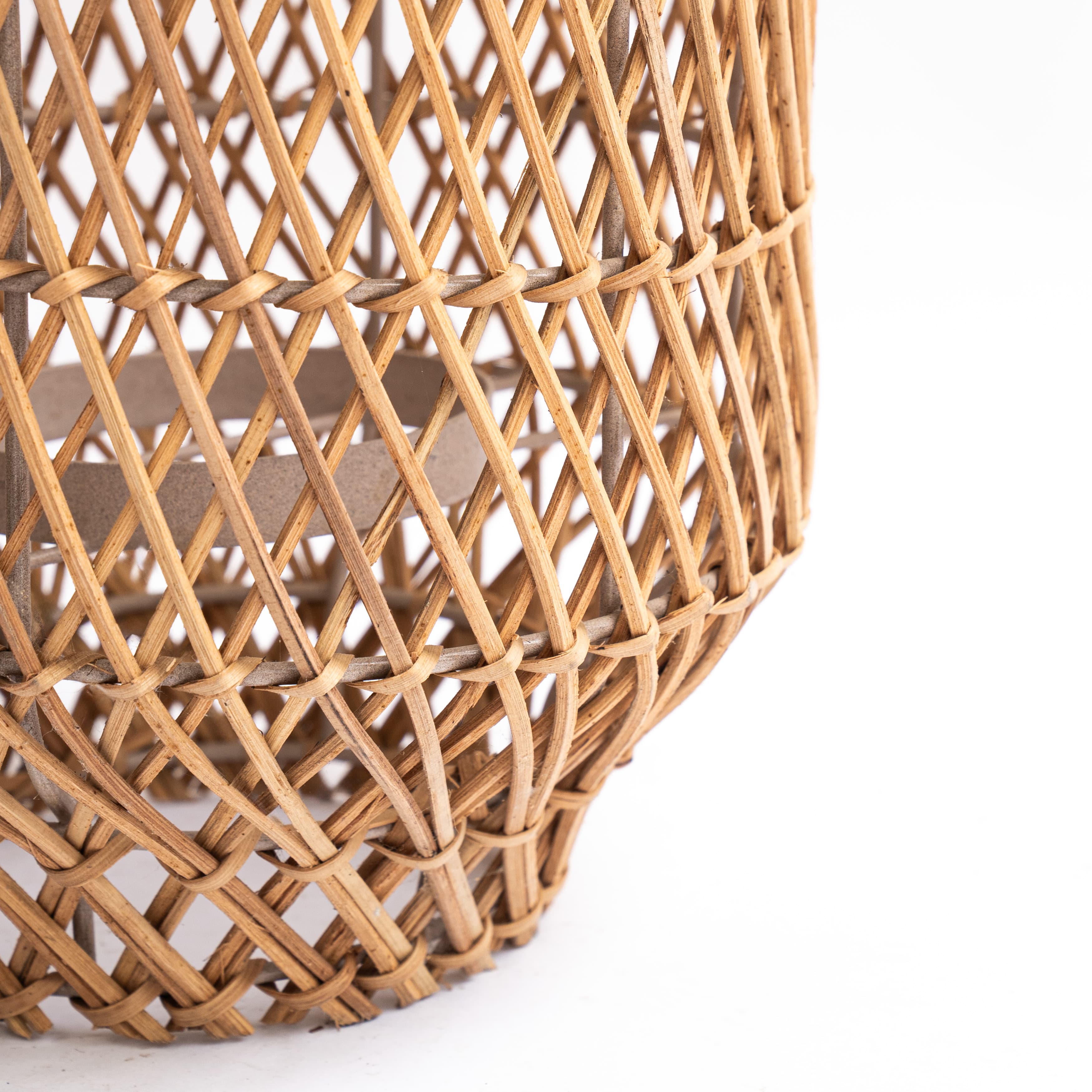 Product Rattan Twisted Lantern Lampshade – L40 Image 3