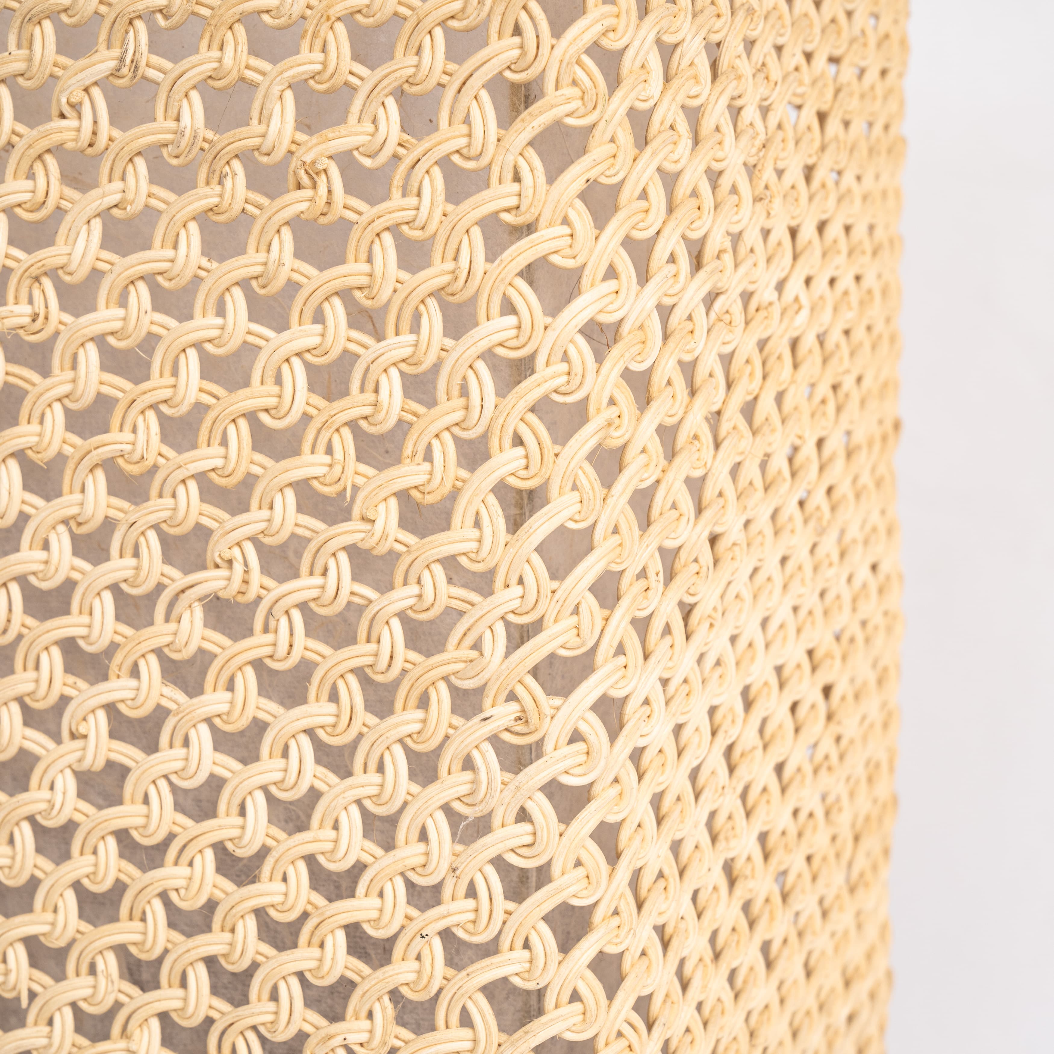 Product Premium Handwoven Bamboo Table Lamp – Square Weave Design Image 2