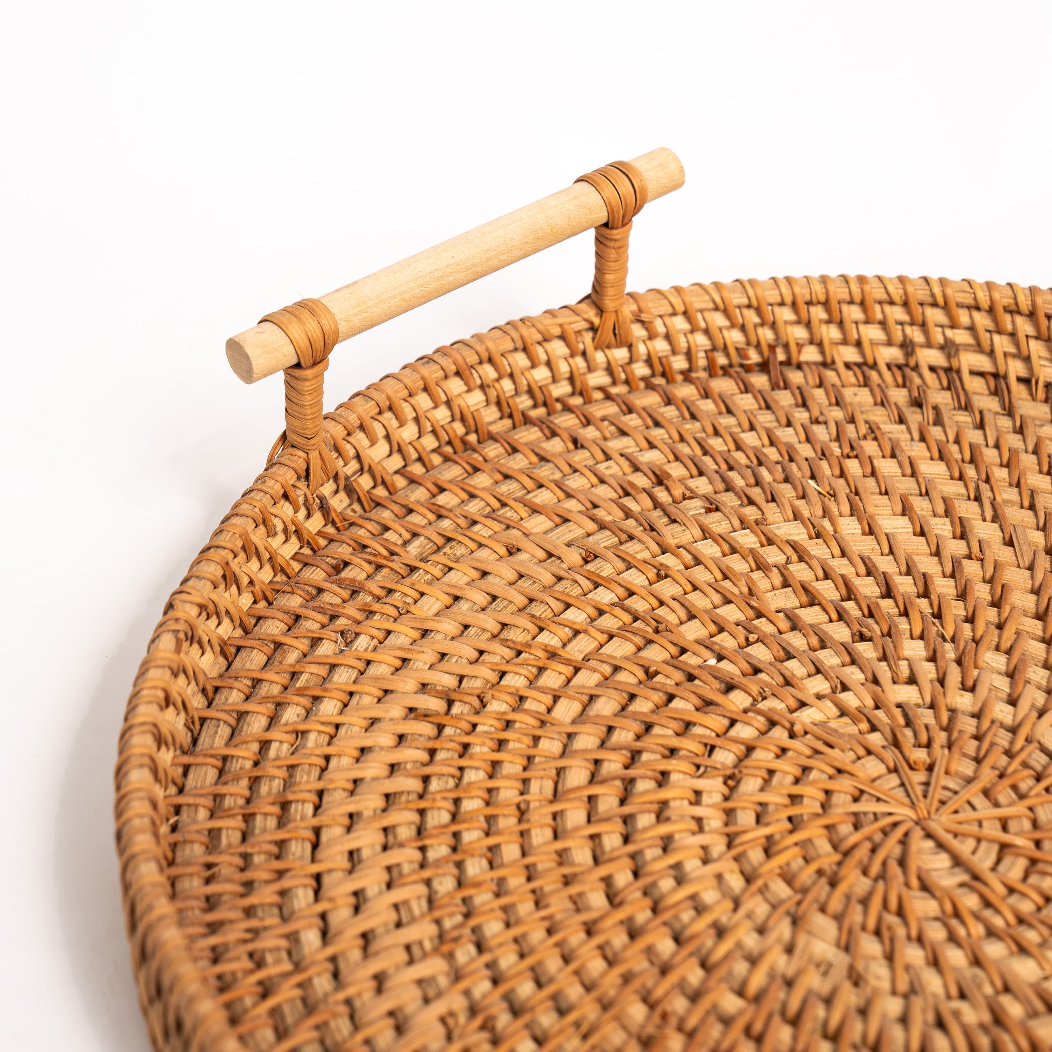 Product Rattan Round Tray – Low Rim, Square Handles Image 4