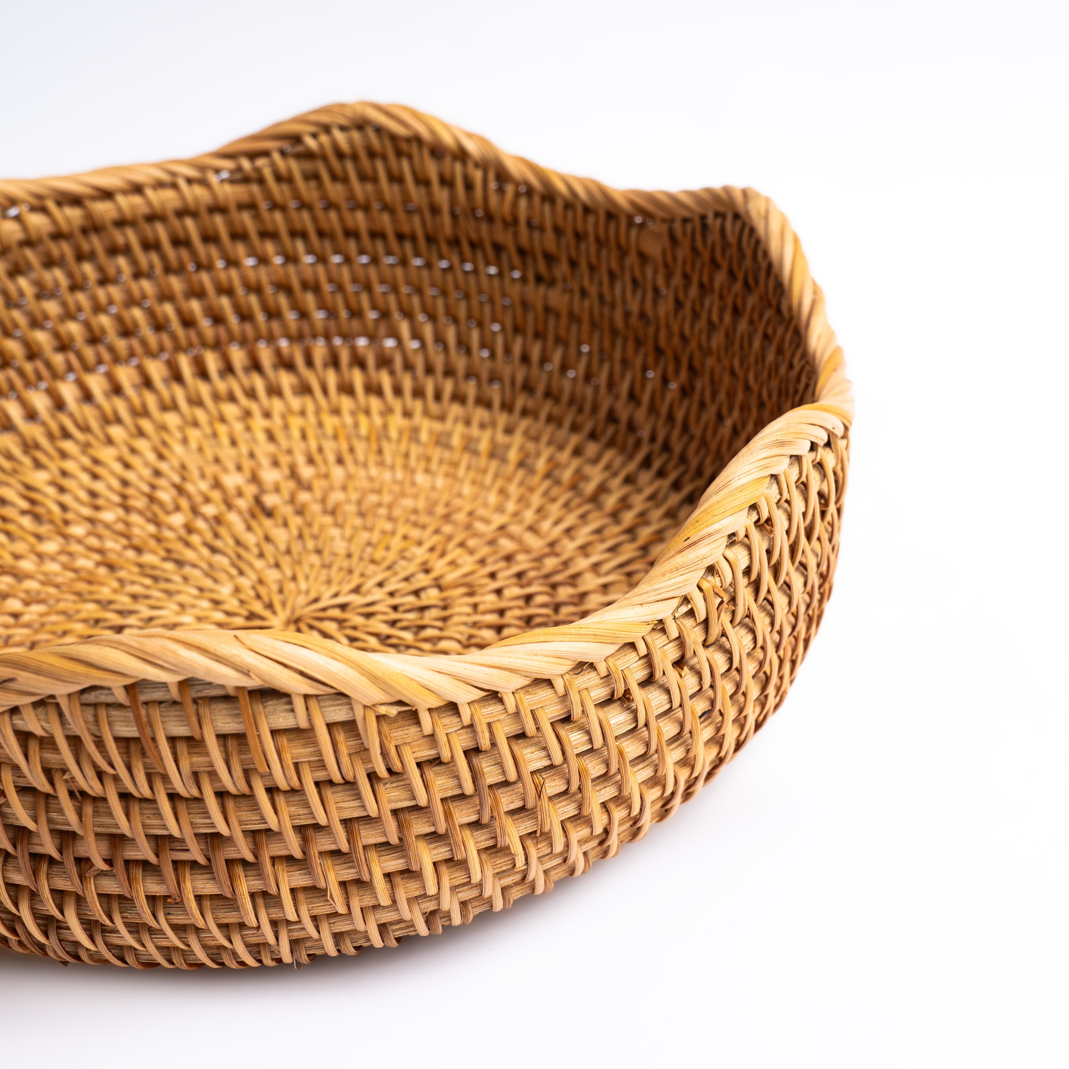 Product Rattan Round Tray – Solid Base, Low Rim Image 4